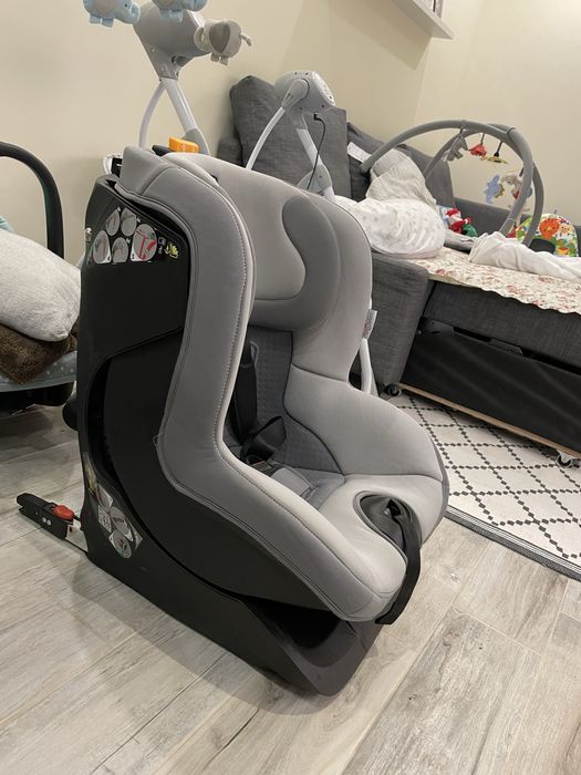 Chicco столче за кола Oasys 1 Isofix moon