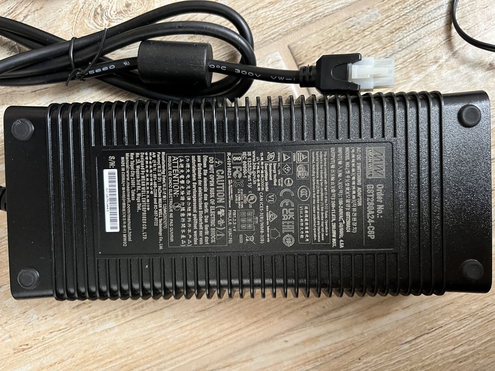 Adaptor industrial ac/dc 24v 11,67a mean well gst280a24-c6p