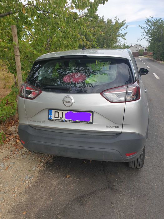 Opel Crossland X 1.2 ECOTEC Start/Stop Enjoy cumparat reprezent Brasov