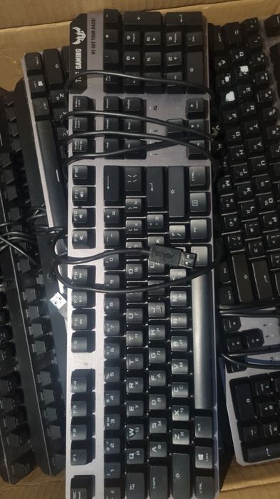 Клавиатуры Asus Tuf Gaming и Razer