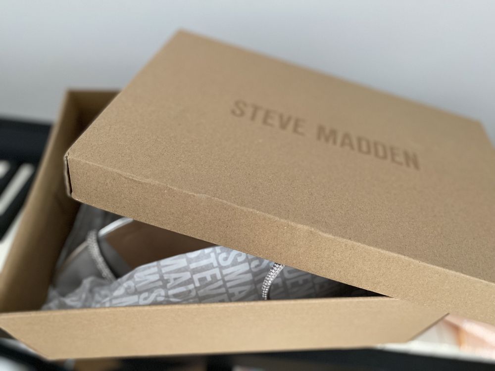 Sandale Steve Madden nr. 37