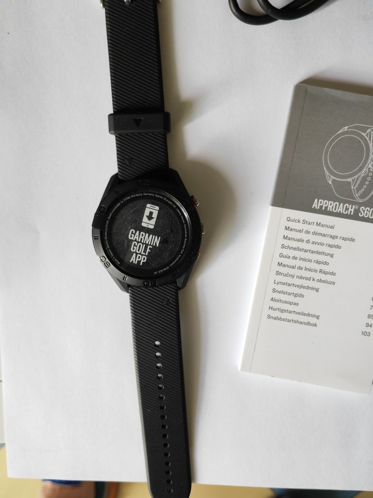 Garmin GPS часовник за голф  Approach S60