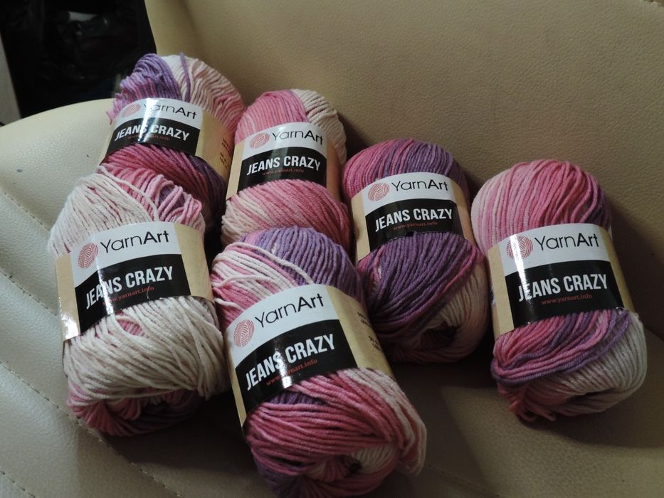 Продам пряжу 6 мотков