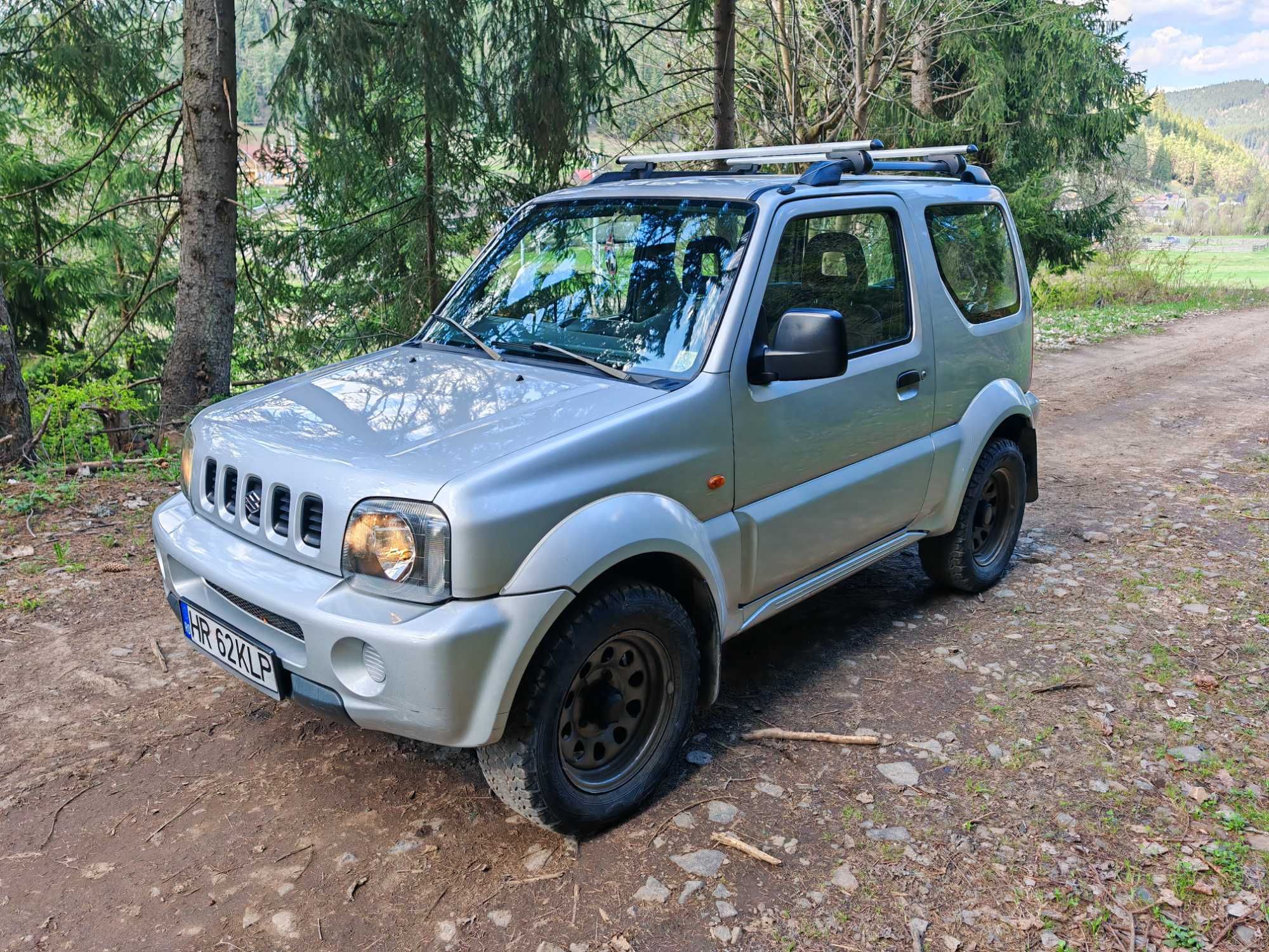 Vând Suzuki Jimny 1.3 AWD