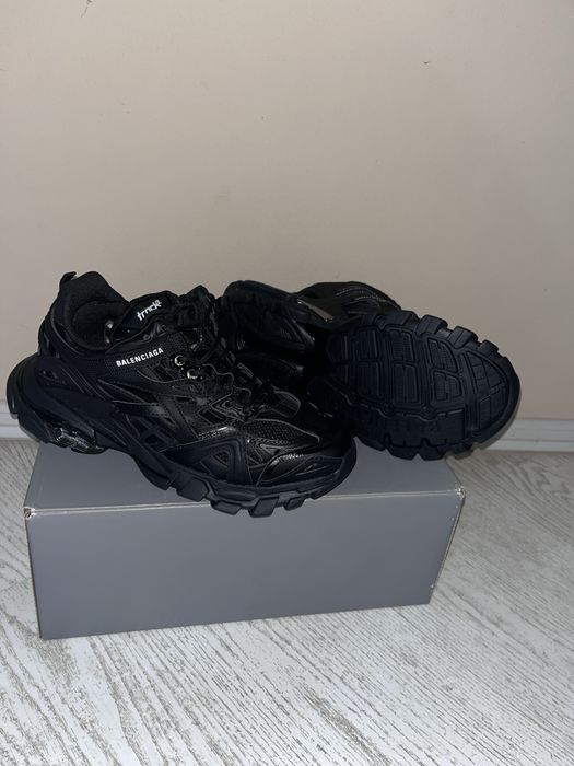 Balenciaga Track2