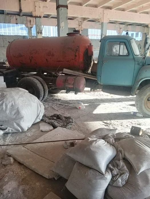 Продам ассенизаторскую машину на базе ГАЗ-53