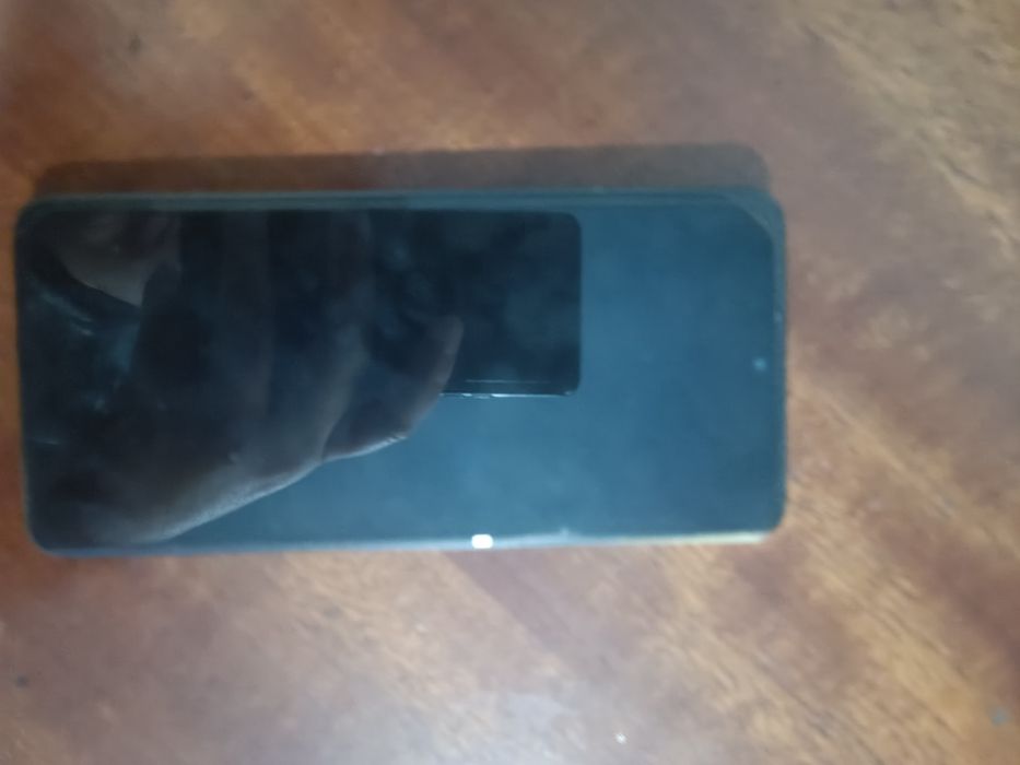 Продам Poco x 7 pro 8+8 256 экран менялся коробка док всё есть