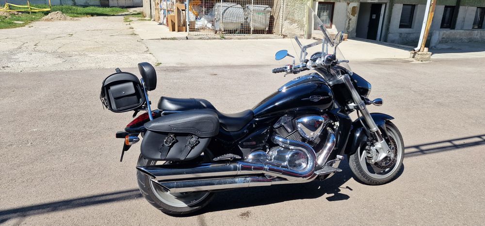 Suzuki Intruder VZR1800, M1800 R sau BOULEVARD M109 R