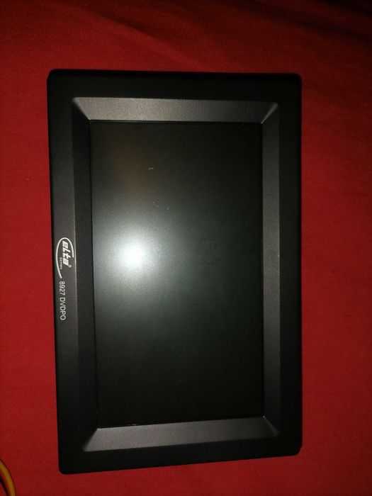 Dvd player monitor