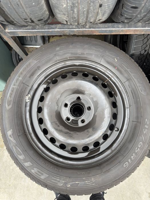 Jante Cauciucuri R16 BMW 1er/2er/3er/4er E87 F20 E90 F30 F36 F32 Kuga