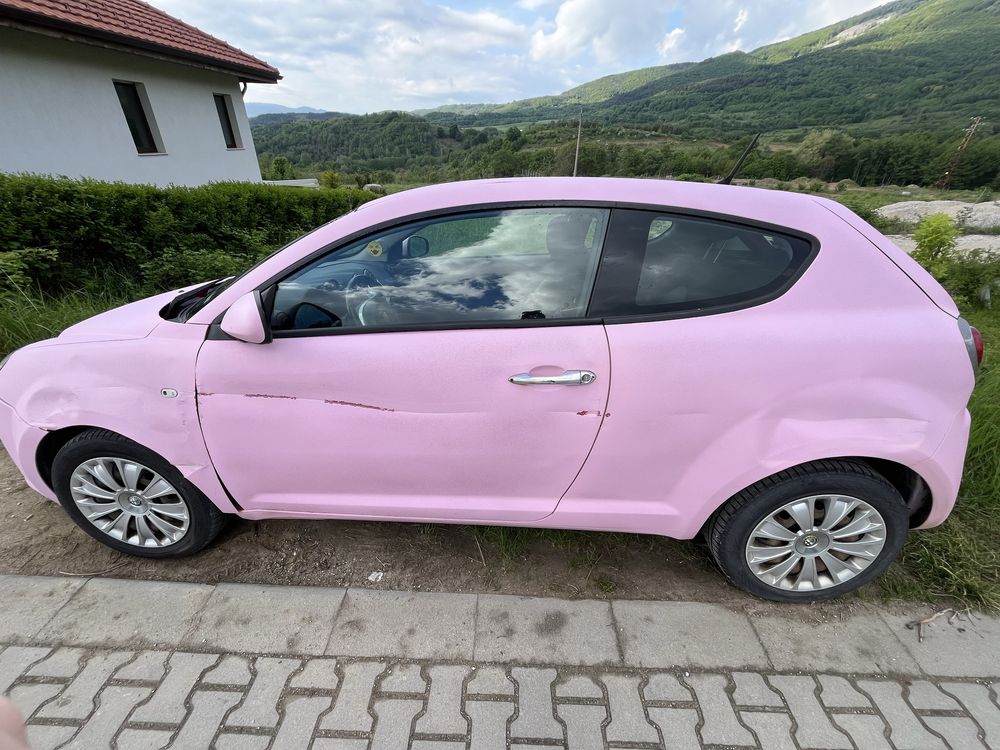 Alfa Romeo MiTo 1.4, 2009 г. – Розов Raptor цвят