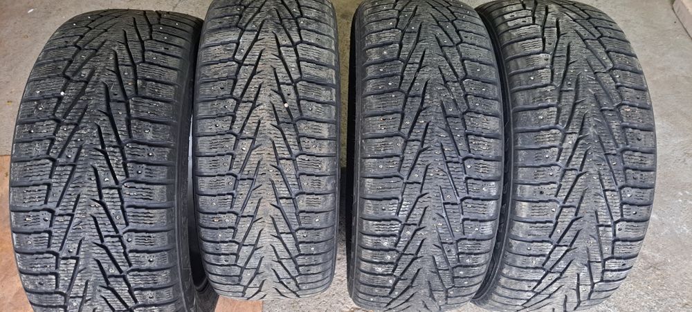 Зимняя резина  nokian