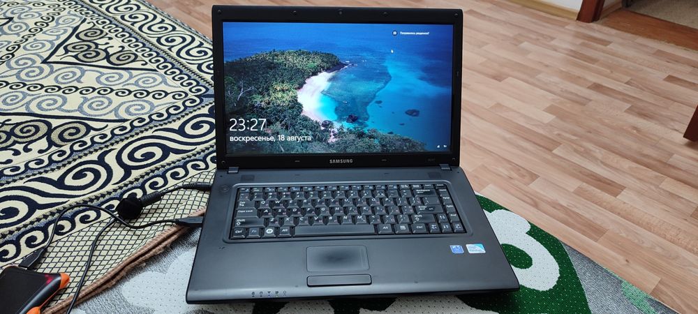 Ноутбук SAMSUNG хорошем состоянии