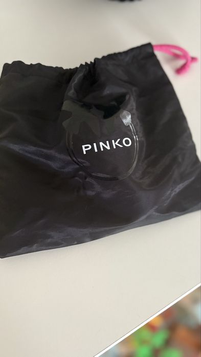 Страхотен Колан Pinko