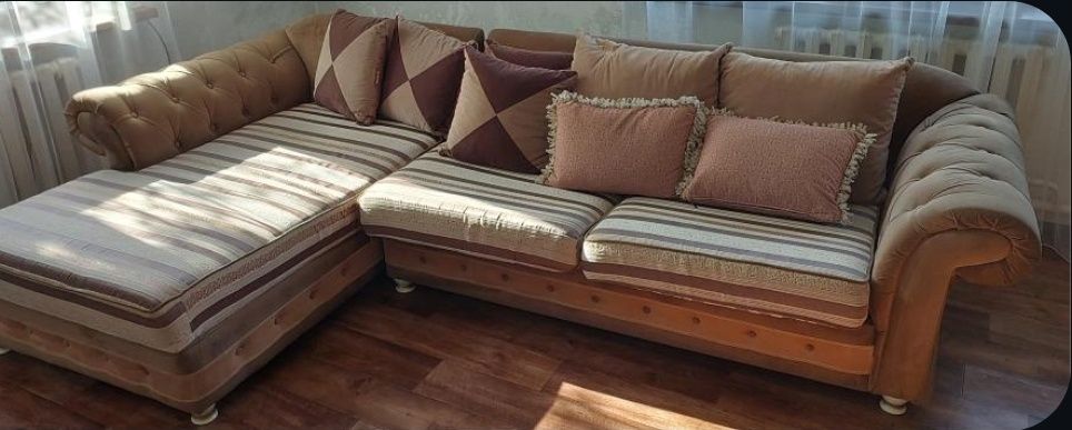 Продам Диван, люстру