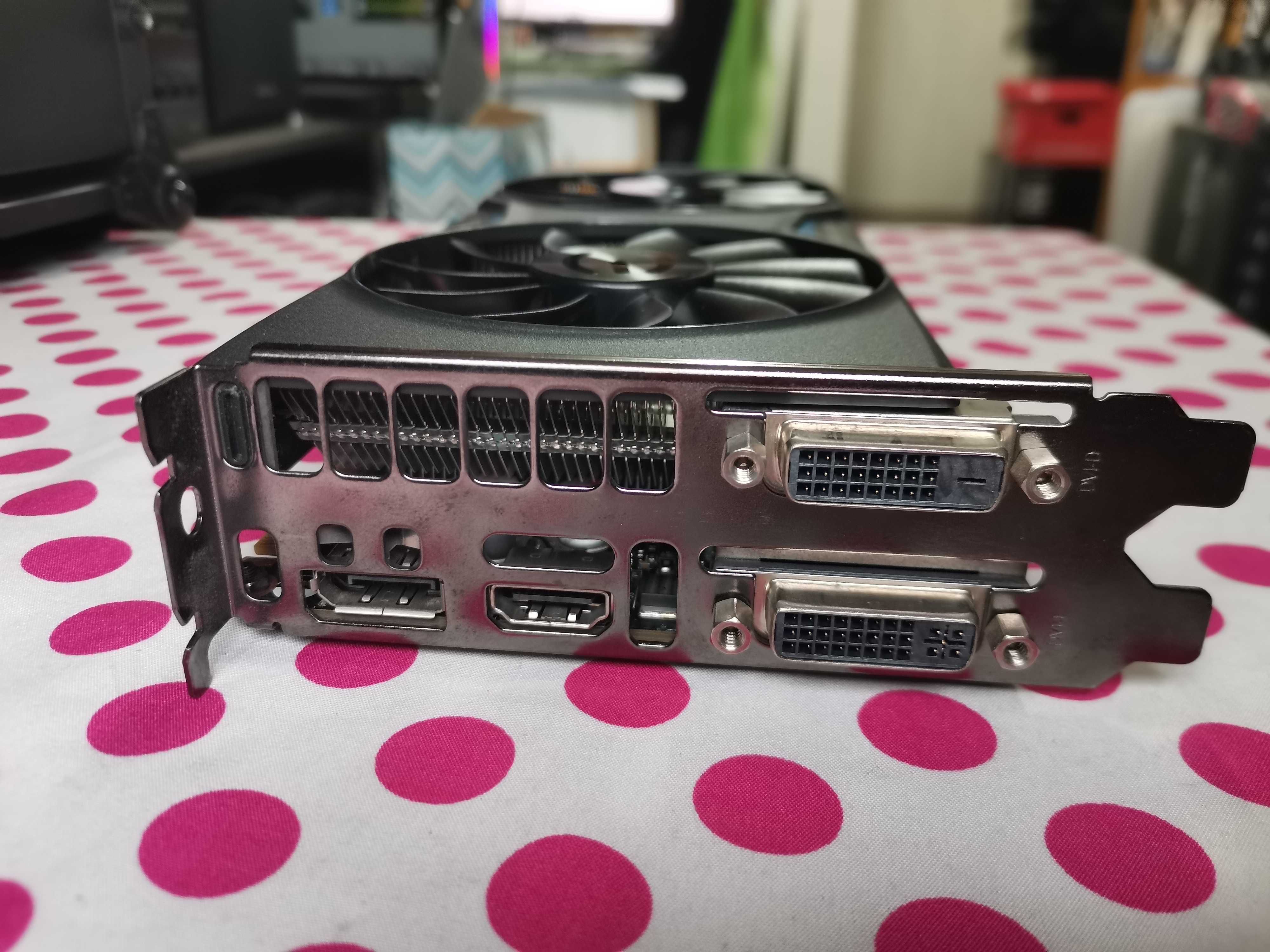 Placa video EVGA Superclocked ACX GTX 970 4GB DDR5 256-bit.
