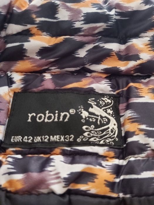 Късо дамско. яке