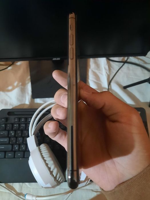 Iphone 11 pro max 512gb obmen bor samsung va redmiga narxini kelishamz