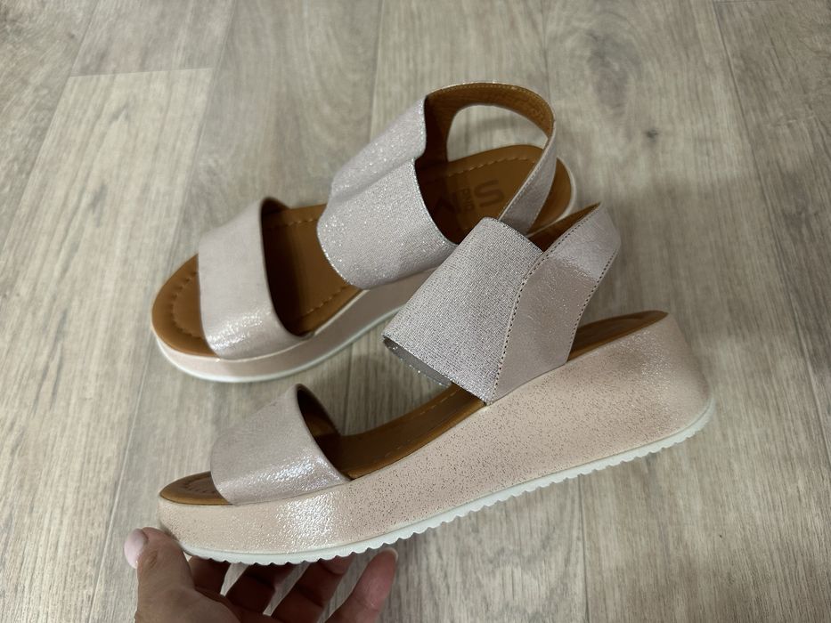 Продам сандали женские в отличном состоянии размер 37