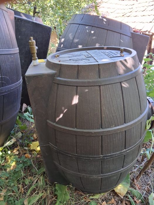 Lot Butoaie Plastic Alimentar ( peste 200 bucati pe stoc )pentru vin 5