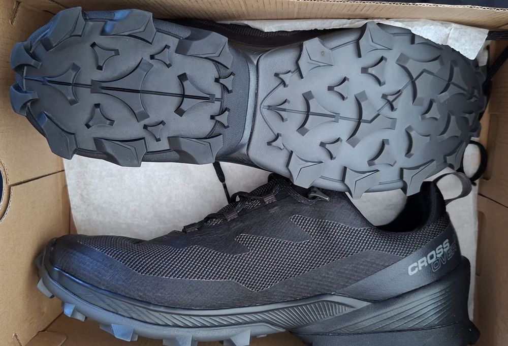 Salomon Gore-Tex size 46