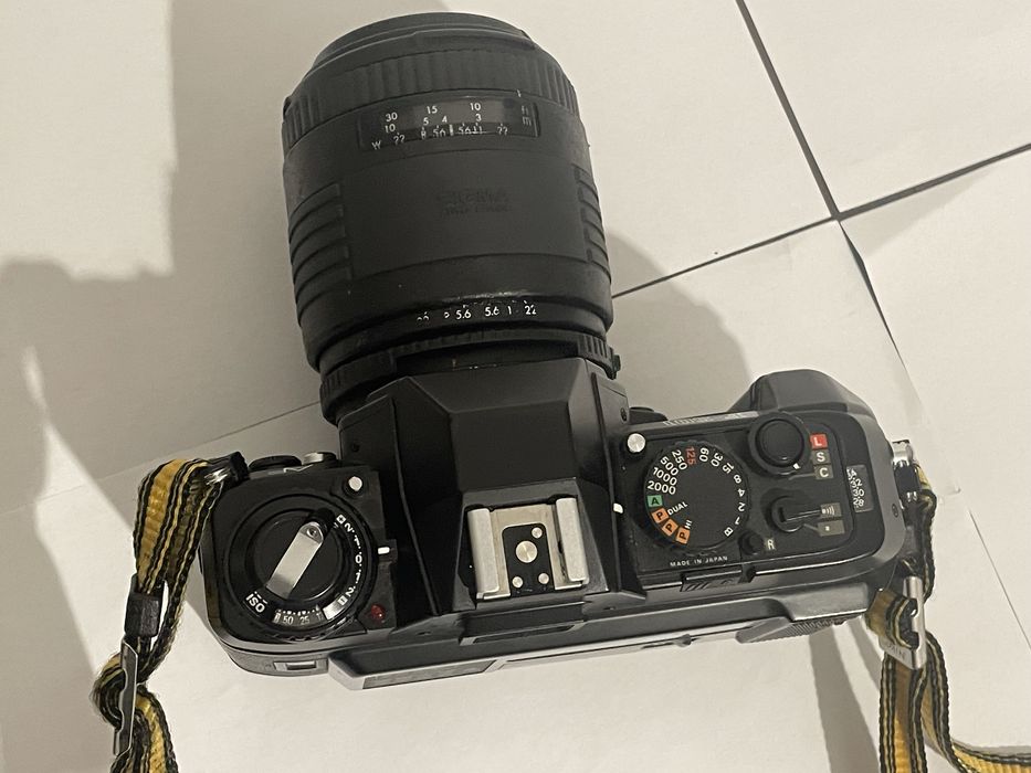 Kit Nikon F-501 cu acte originale West Germany - 2 obiective + blitz