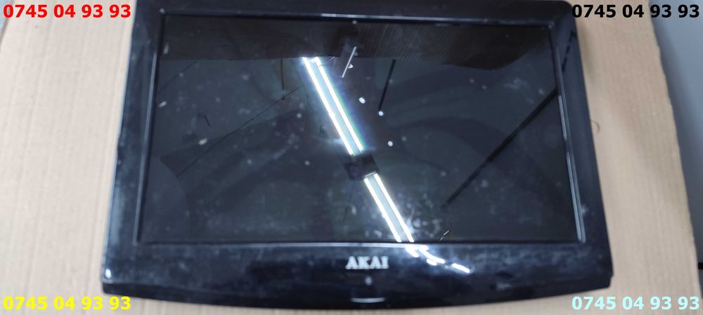 televizot TV AKAI AKTV165LED-B ecran spart electronica buna