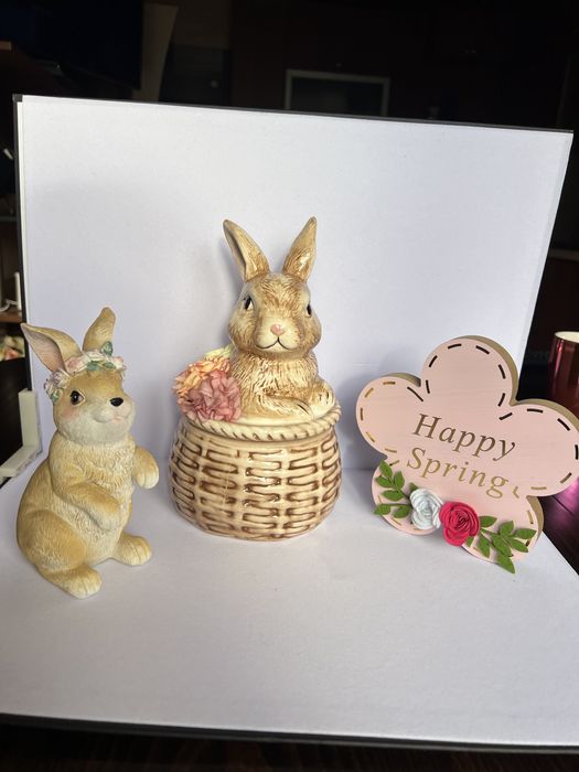 Пролетна украса.