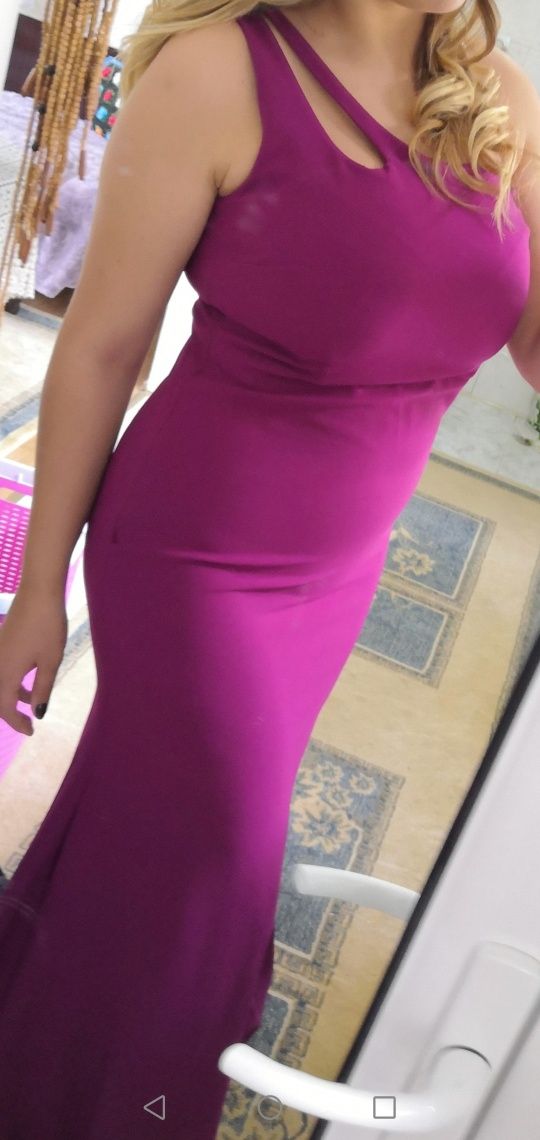 Дълга официална лилава рокля