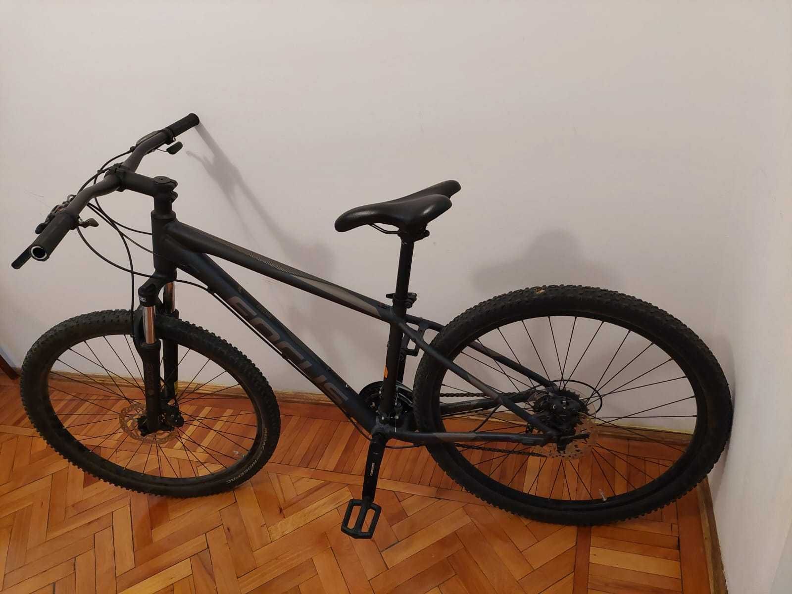 Bicicleta Focus Whistler aproape noua - model Mountain Bike adulti