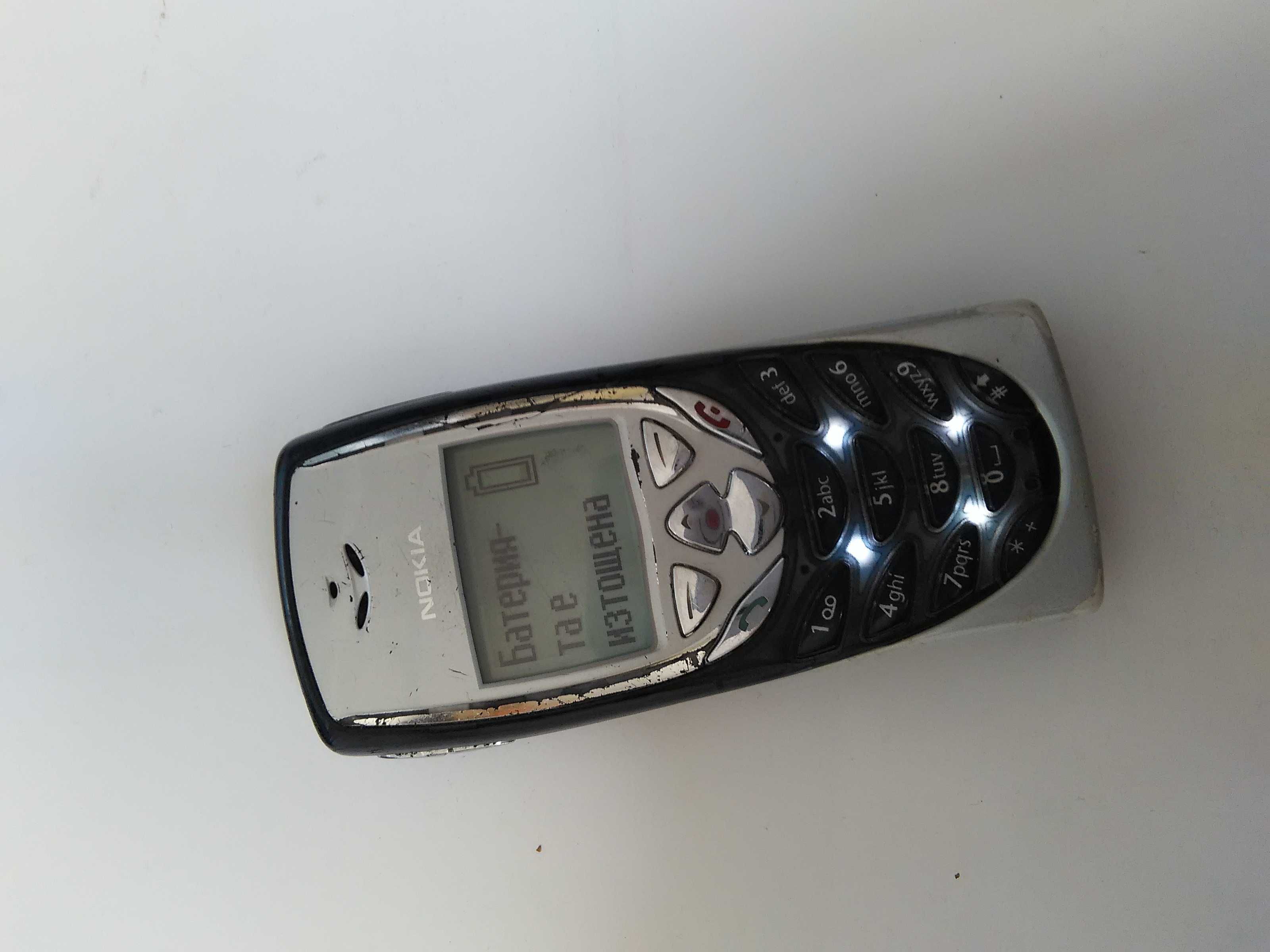 Продавам Нокиа 8310