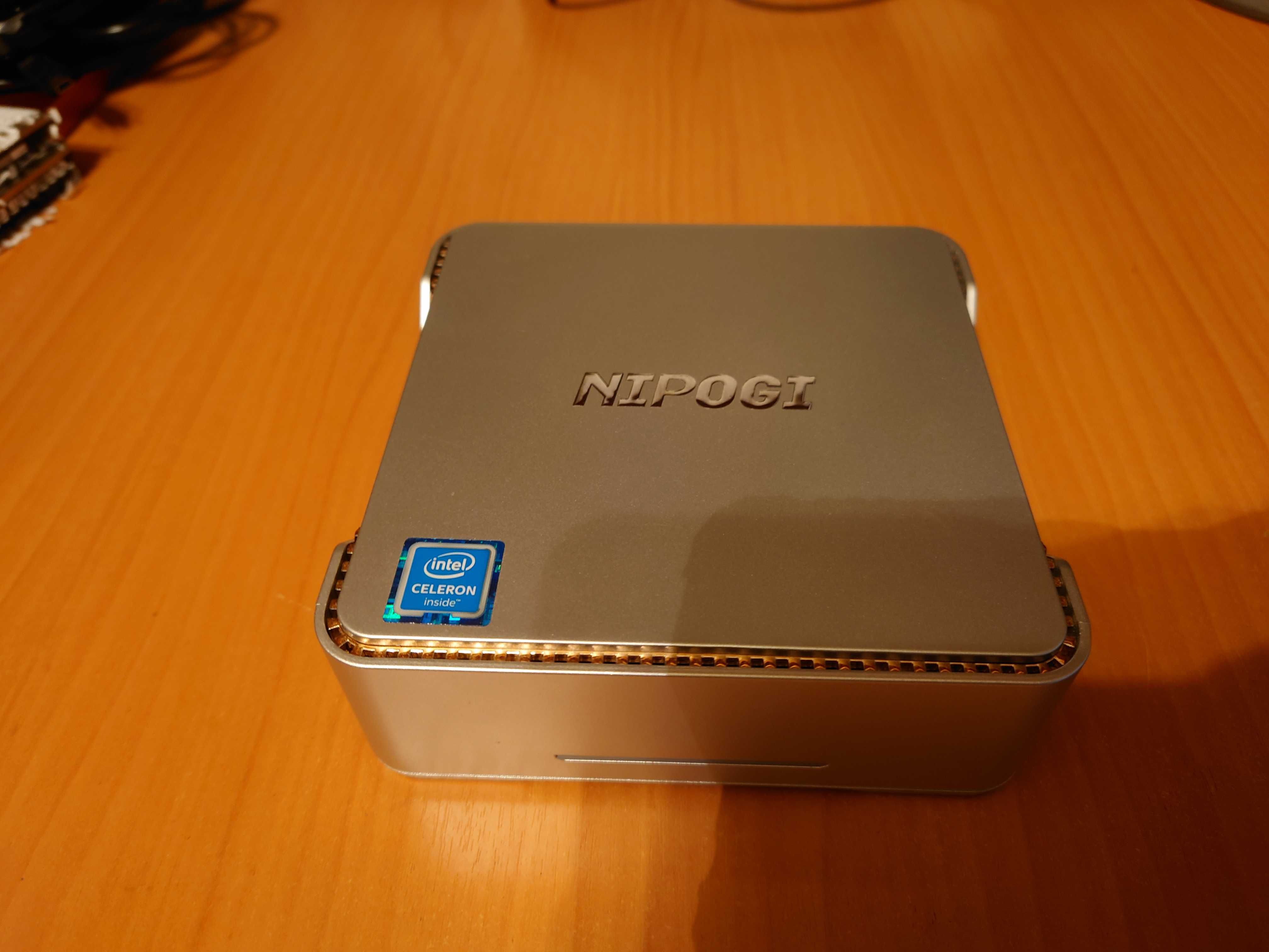 Mini PC NiPoGi GK3V -- 2.7 GHz Quad Core, 8GB DDR4, 128GB SSD, 1TB HDD