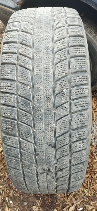 Шины 235/ 65 R17 TRIANGLE липучка зима осень весна. Комплект 4шт