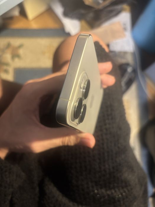 Iphone 15 pro natural titanium pret fix