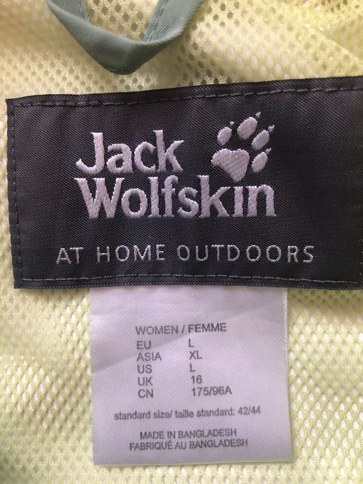 JACK WOLFSKIN-jacheta TEXAPORE, in stare impecabila pentru dame L
