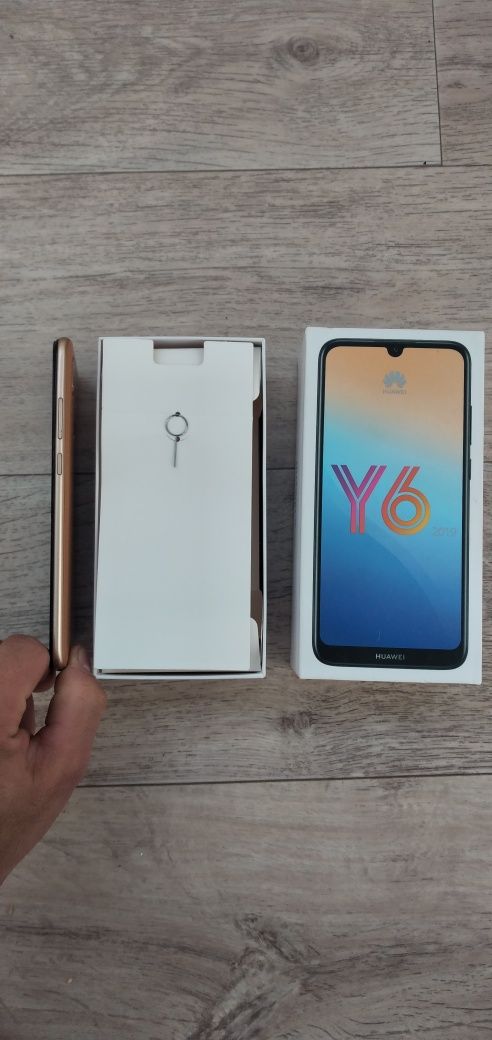 Huawei Y6 32г 4G