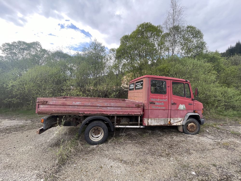 Se vinde Camion mercedes benz 611d