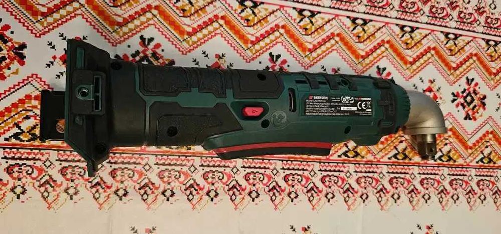 bormasina  unghiulara de insurubat cu impact roti auto 20 V PAWS 20 A1