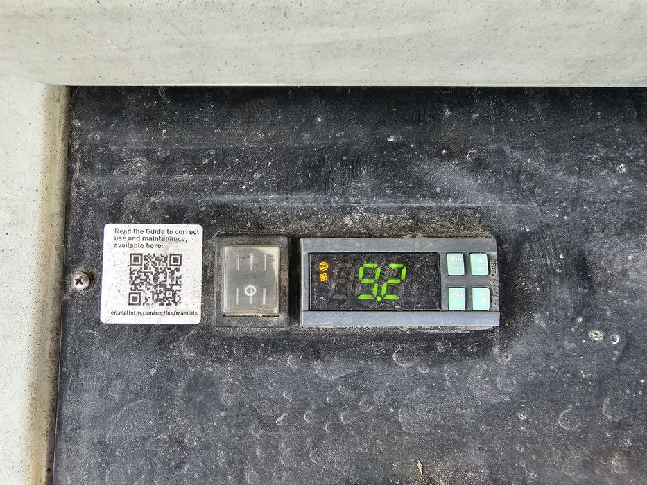 Frigider auto portabil 12v 220v profesional Melform Italia