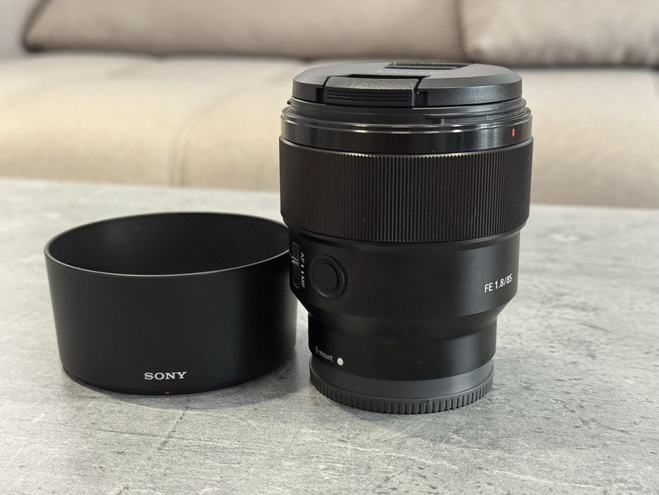 Obiectiv Sony FE 85mm f1.8