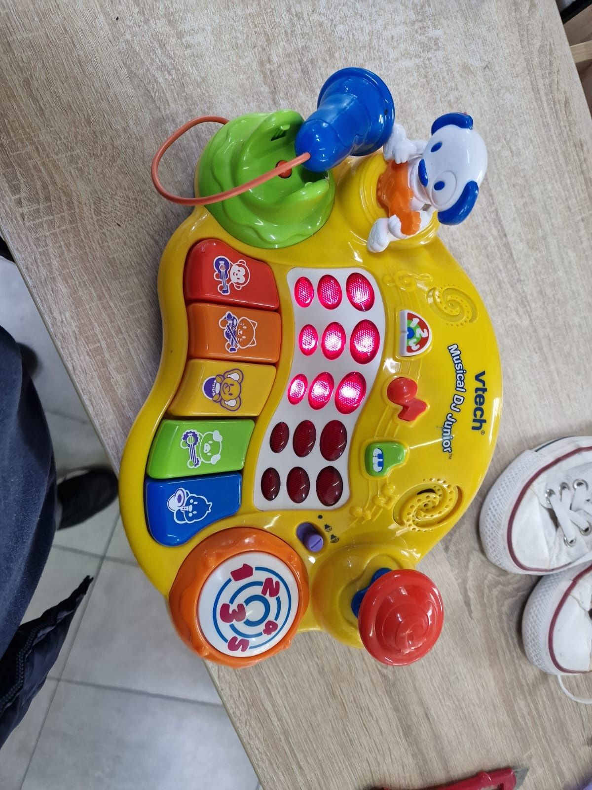 Vtech jucarie DJ cu microfon