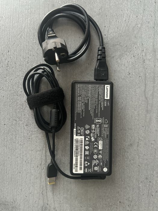 Incarcator/ Alimentator Lenovo 135W / 20V - 6.75A