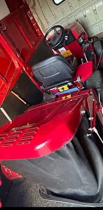 Vand tractoras tuns gazon