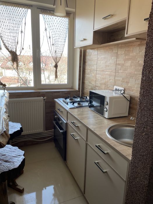 Inchiriez apartament Oituz 68