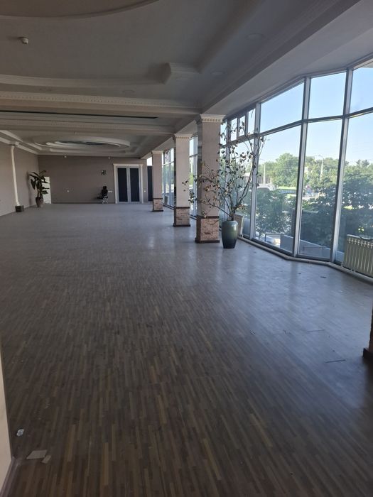 Аренда 240 кв м 2 этаж