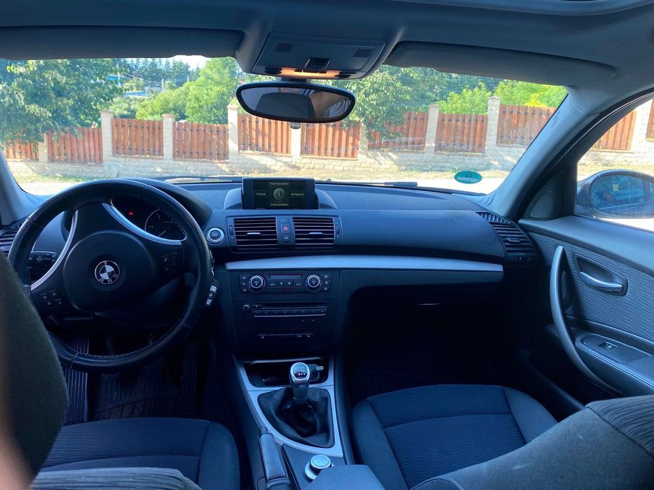 BMW Seria 1 • Diesel 2.0 • Trapă • Senzori • Navi • 143 CP