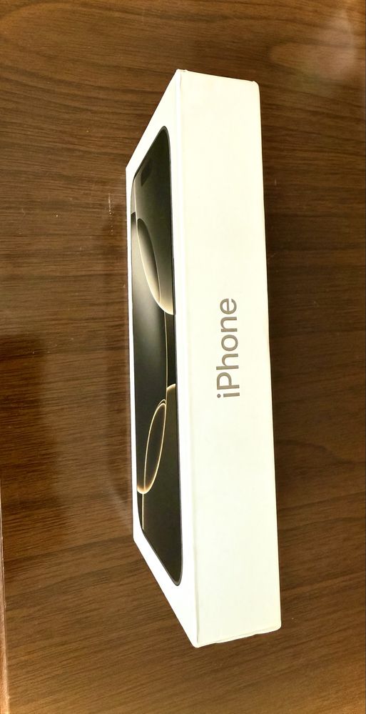 Нов ! Iphone 16 pro 256GB Natural Titanium