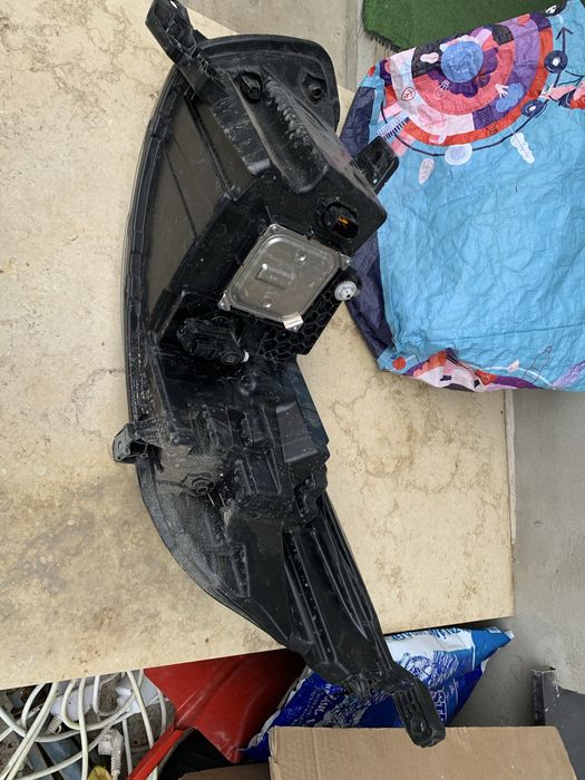 Far Renault Trafic 3 led  dreapta an 2022/2023/2023/2024/2025