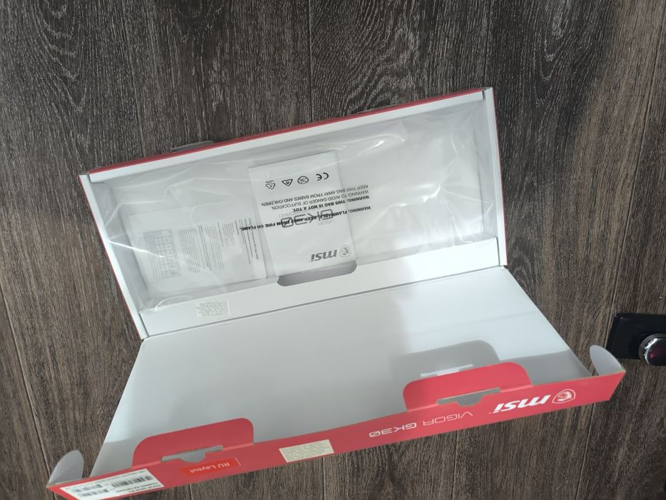 MSI клавиатура с подсветкой