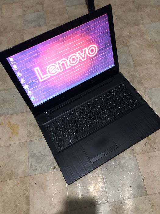 Lenovo intel i3 озу 6гб срочно всё работает заоните!